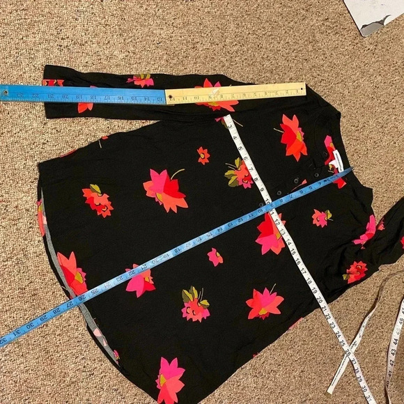 Amazon Essentials Beautiful Flowers Top Women Size L - Picture 3 of 5